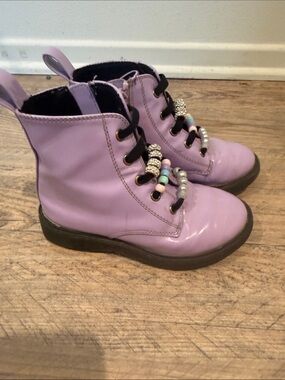 Tucker + Tate Lilac Lace-Up Girls' Beaded Combat Boots